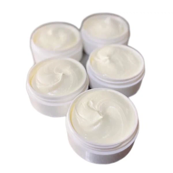 GMS NSE Flake Form Use in Cosmetic Cas 123-94-4